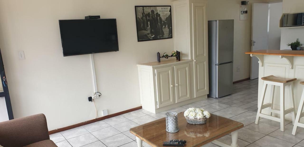 Silver Lining Beach Apartment Κέιπ Τάουν Εξωτερικό φωτογραφία