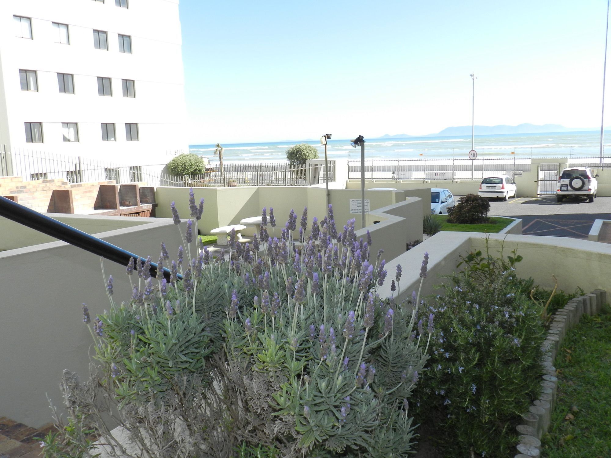 Silver Lining Beach Apartment Κέιπ Τάουν Εξωτερικό φωτογραφία